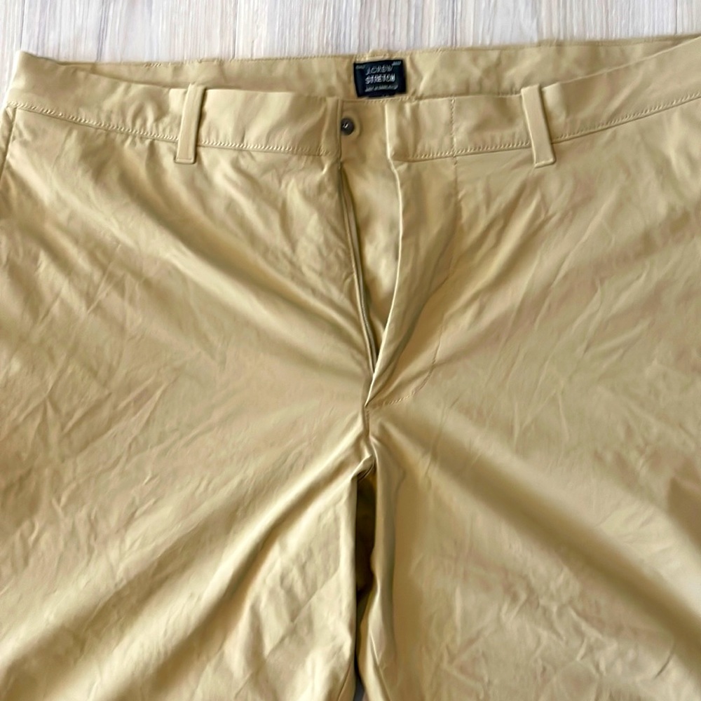 Jcrew men tech shorts high quality never been worn size waist 36 length 10.5